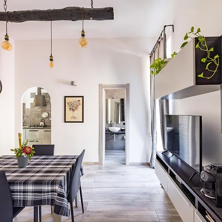 Palazzo Mormando - Modern Apartment Naples Exterior photo