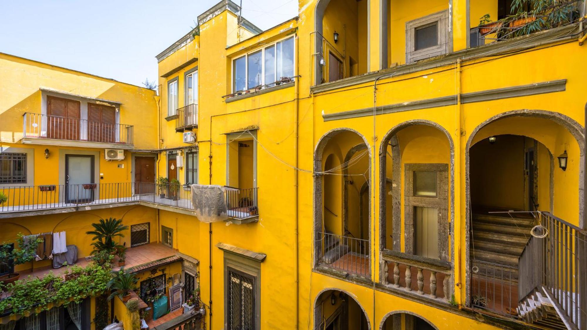 Palazzo Mormando - Modern Apartment Naples Exterior photo