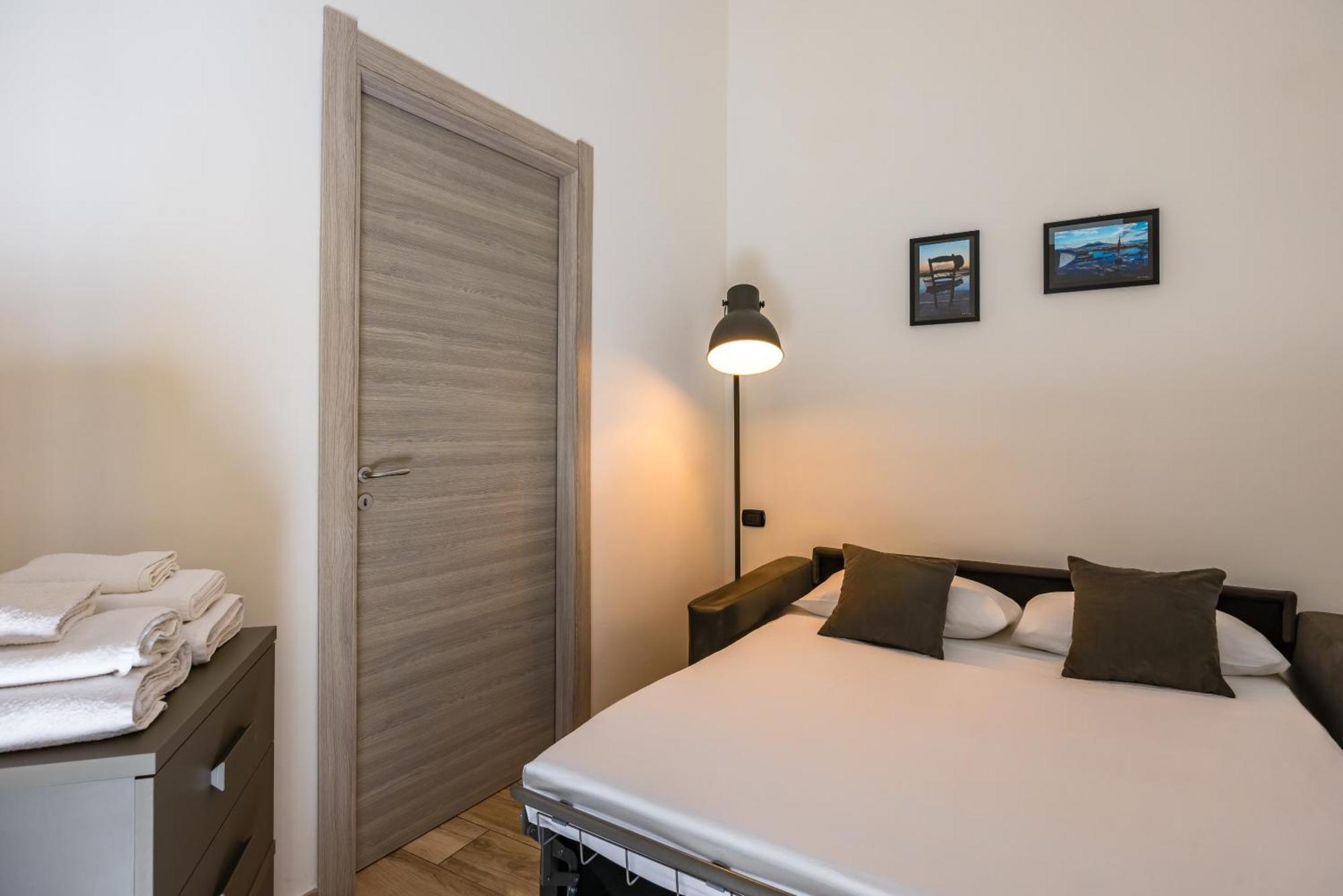 Palazzo Mormando - Modern Apartment Naples Exterior photo