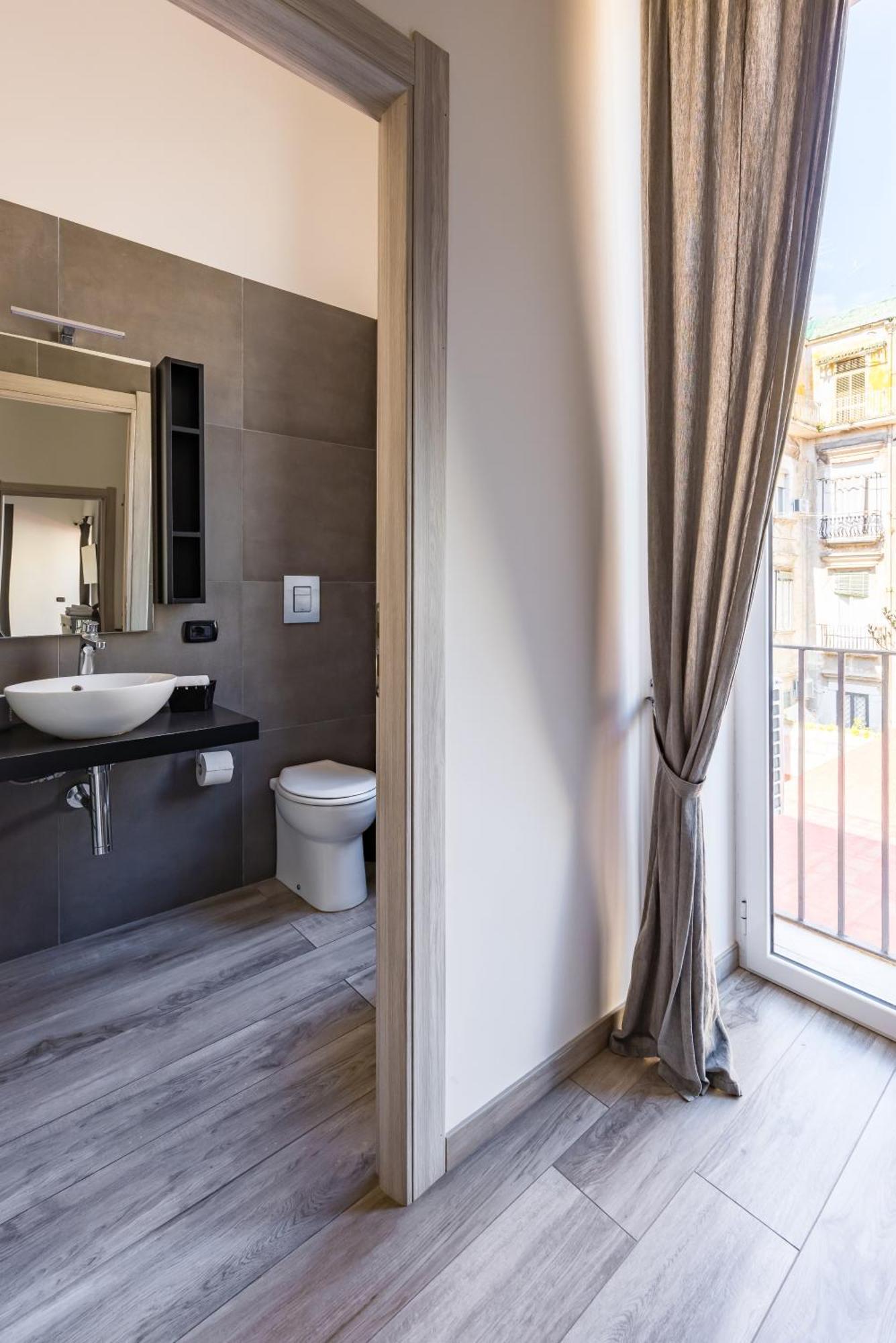Palazzo Mormando - Modern Apartment Naples Exterior photo