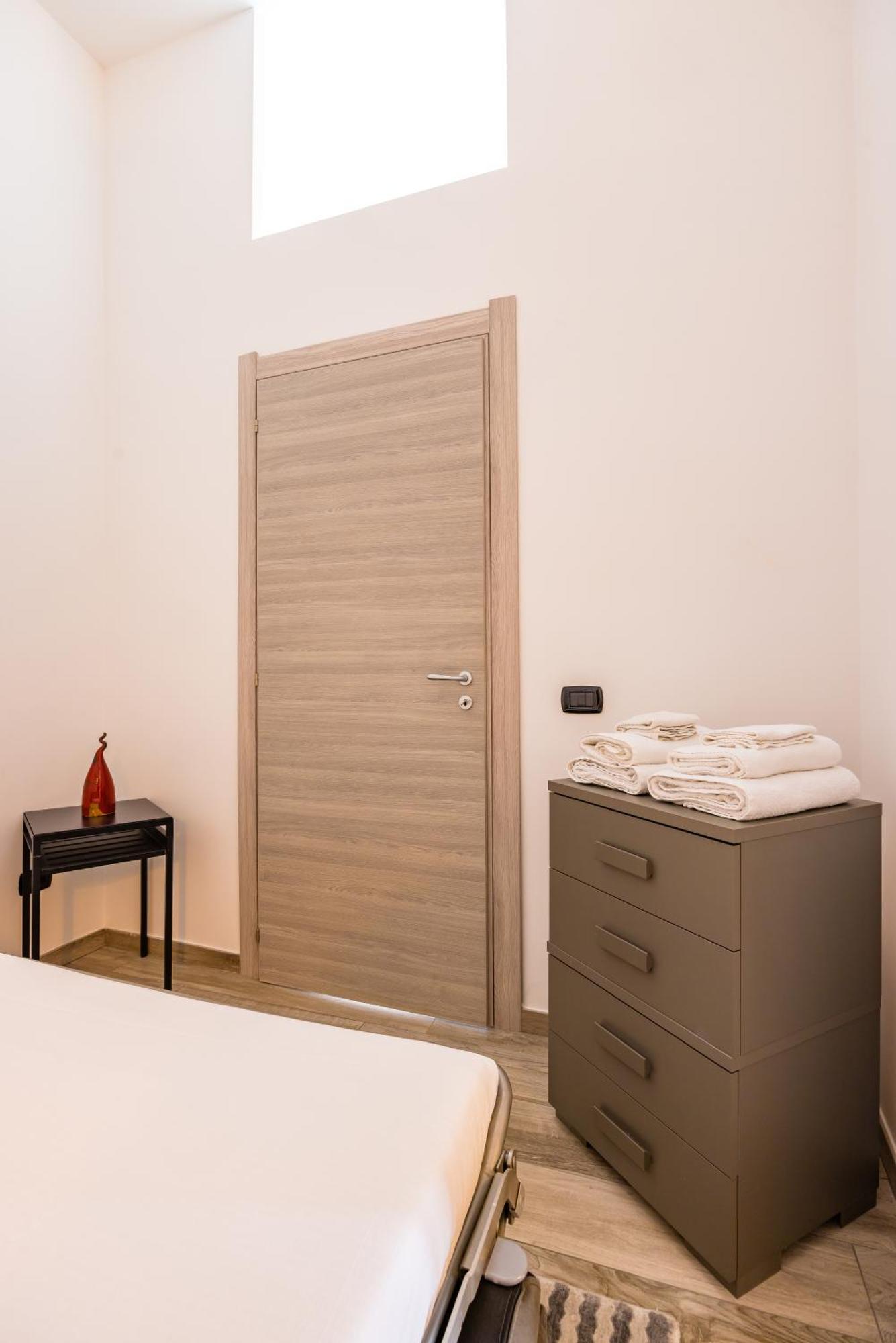 Palazzo Mormando - Modern Apartment Naples Exterior photo