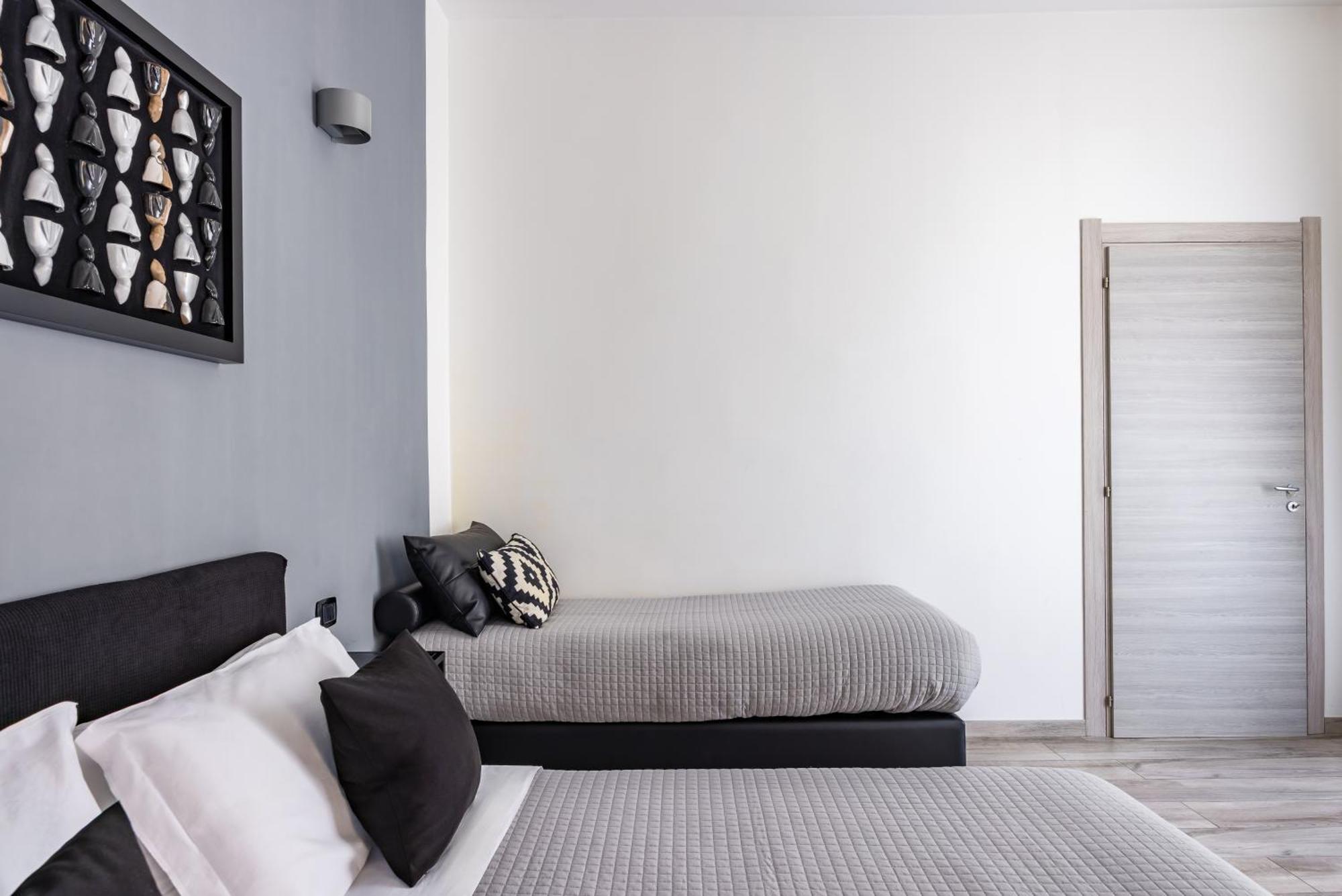 Palazzo Mormando - Modern Apartment Naples Exterior photo